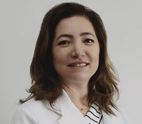Dra. Fernanda Ghilardi Leão