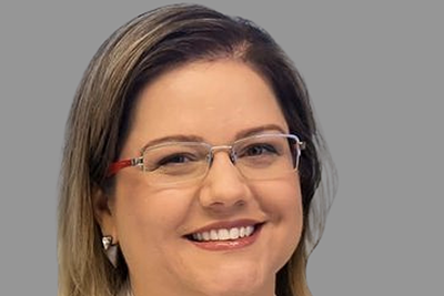 Dra. Danielle de Menezes Ferreira