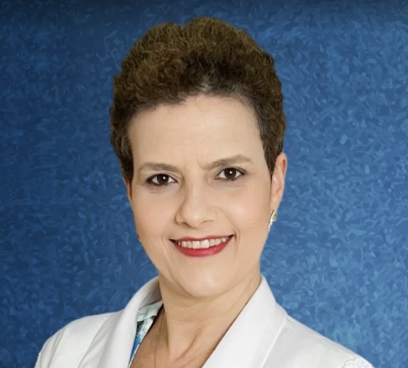 Adriana Ferraz